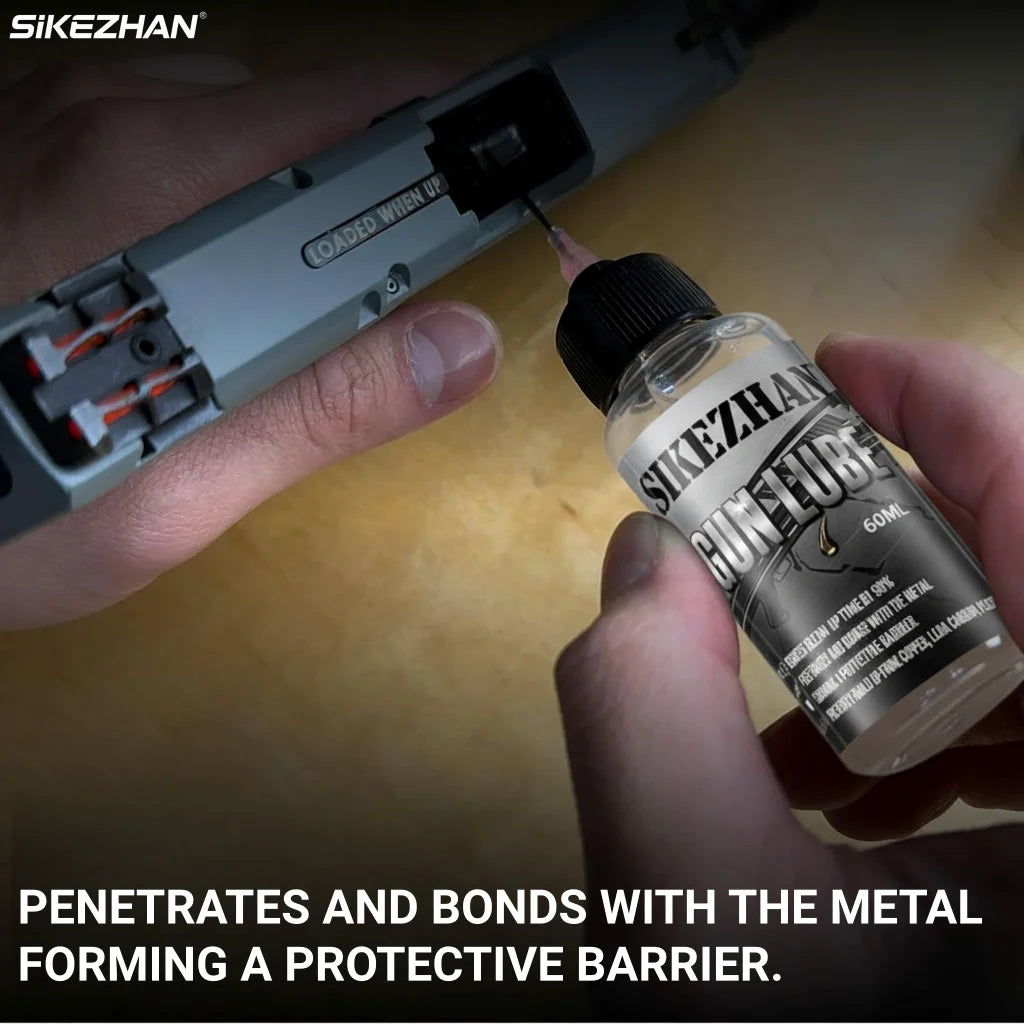 Aceite limpiador y lubricante SIKEZHAN Gun Oil CLP con aplicador de precisión para el mantenimiento y cuidado de rifles, pistolas y escopetas, 60 ml.
